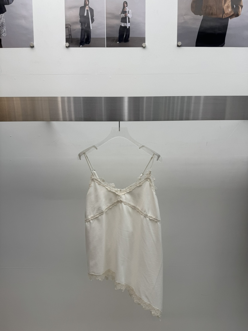 AMOOD東大門㊣代購女裝新品25秋冬熱賣真品人氣時尚吊帶背心AMOOD吊帶/背心