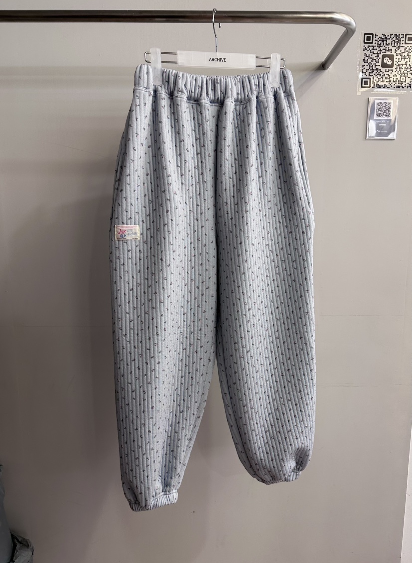 ARCHIVE-P東大門㊣代購女士新款人氣25秋冬休閑褲花朵絎縫ARCHIVE-P休閑褲圖色2