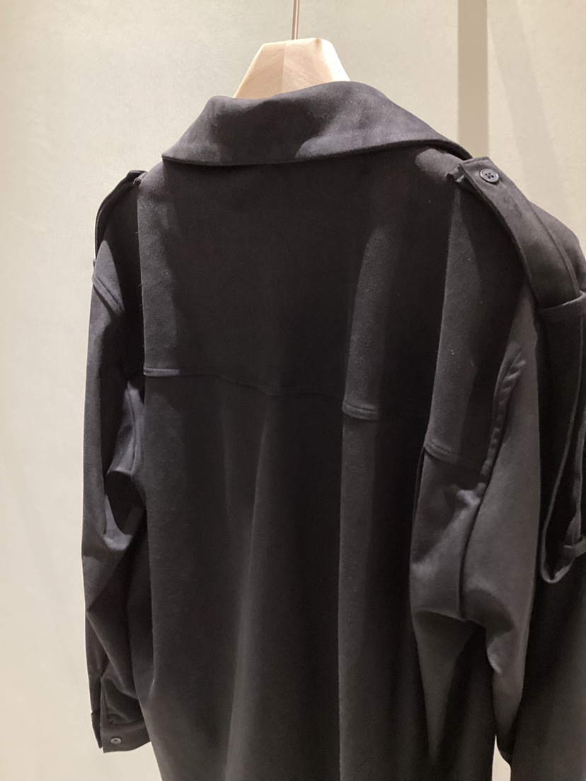 NEAR LEAP-P東大門㊣實拍女裝新款熱賣推薦襯衫蕾絲衫絨面革NEAR LEAP襯衫/蕾絲衫