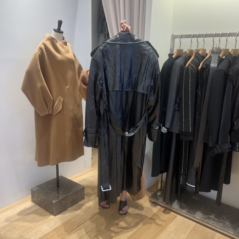 VAN NZILL韓國直郵㊣女裝新款熱賣長款風衣含腰帶皮革長款VAN NZILL長款風衣