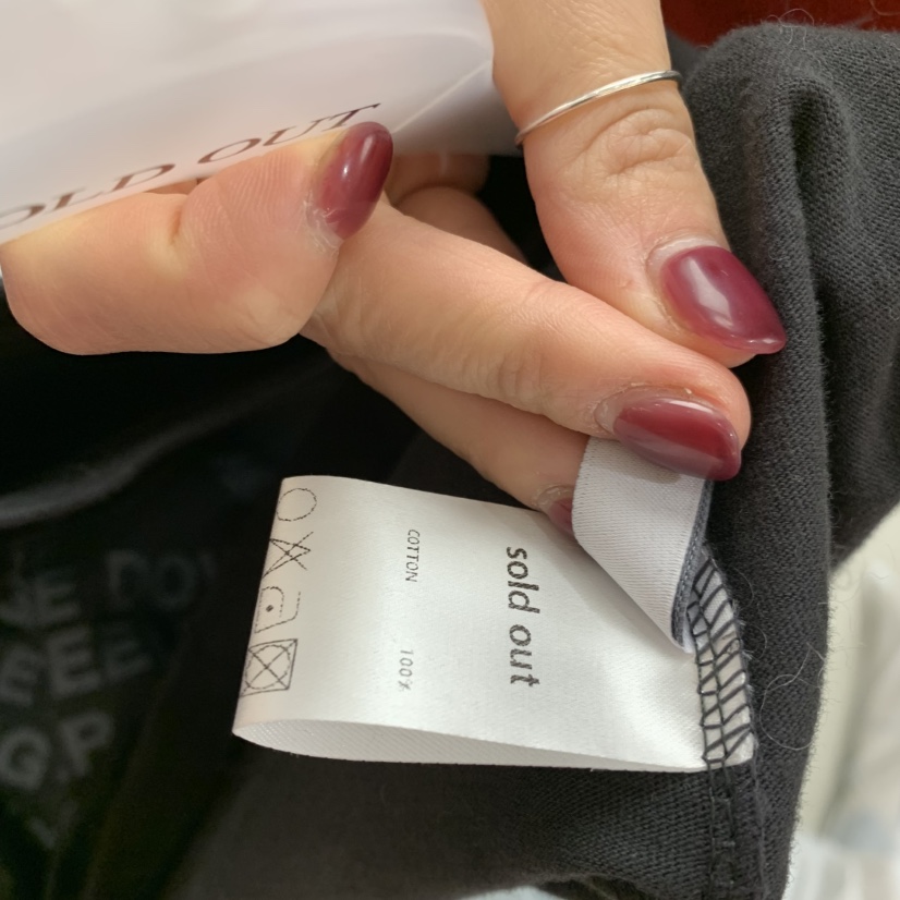 SOLD OUT韓國直郵㊣女士新款推薦人氣休閑職業25秋冬時尚T恤SOLD OUTT恤