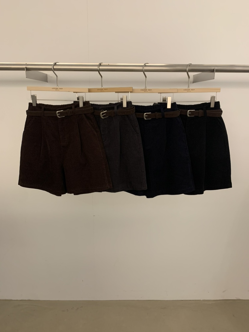 UNDER KEY東大門㊣實拍女裝新款推薦25秋冬短褲含腰帶燈芯絨UNDER KEY短褲