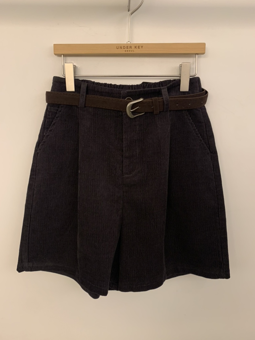 UNDER KEY東大門㊣實拍女裝新款推薦25秋冬短褲含腰帶燈芯絨UNDER KEY短褲圖色3墨色