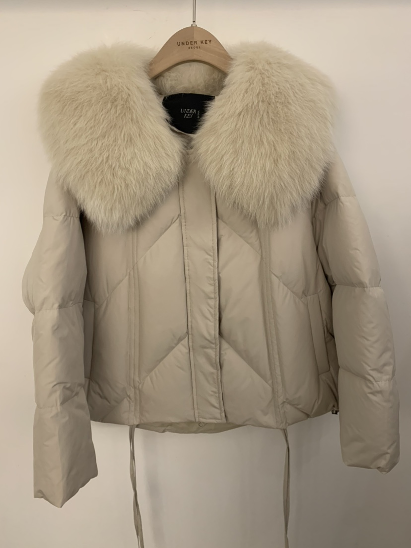 UNDER KEY東大門㊣實拍女裝新款職業真品熱賣短款羽絨服狐貍UNDER KEY短款羽絨服