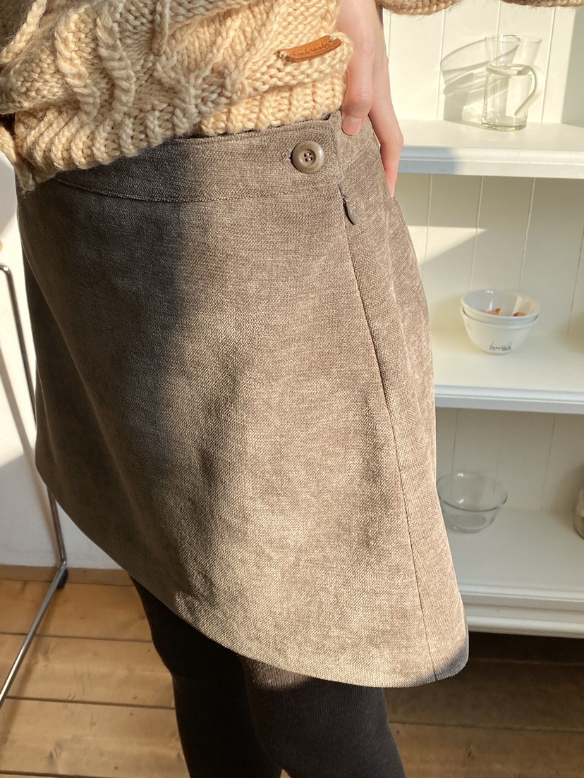 ERUME韓國直郵㊣女裝新品25秋冬人氣推薦時尚職業休閑熱賣短裙ERUME短裙