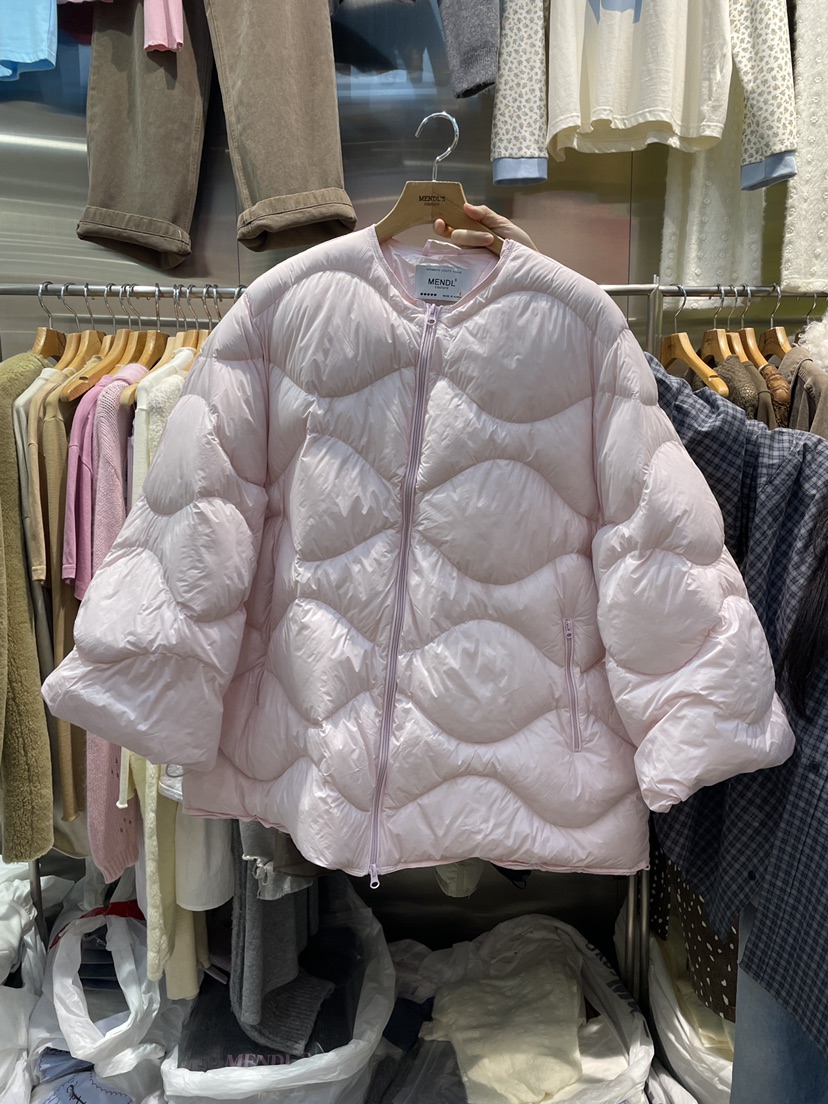 MENDL S東大門㊣代購女裝新款時尚熱賣真品短款羽絨服鵝絨MENDL S短款羽絨服