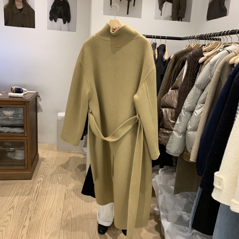 OURIN東大門㊣直郵女士新品熱賣真品職業中長款大衣含腰帶高領OURIN中長款大衣