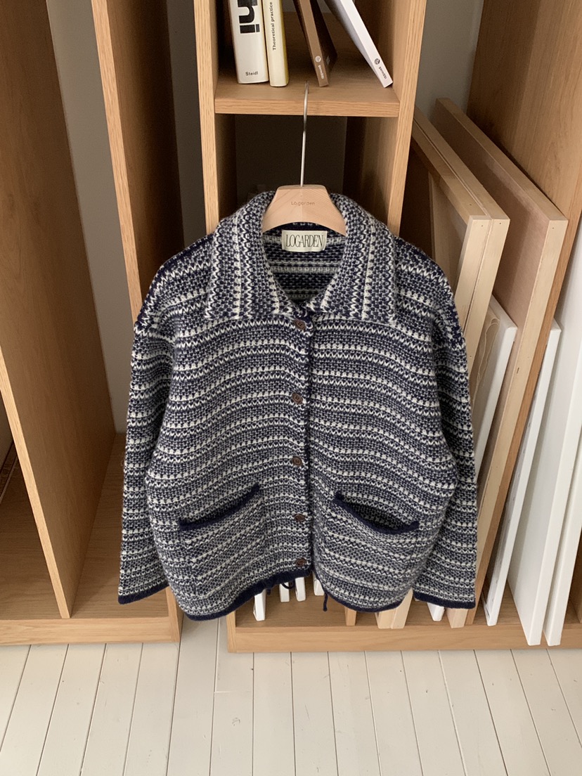 LOGARDEN東大門㊣實拍女裝新款25秋冬時尚職業人氣針織衫口袋LO GARDEN針織衫