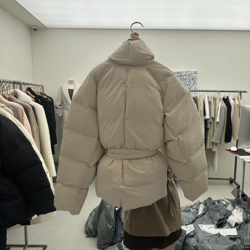 MER東大門㊣代購女士新款時尚人氣25秋冬真品短款羽絨服含腰帶MER/ANGELO BIANCO短款羽絨服