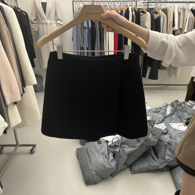 MER東大門㊣直郵女士新品25秋冬時尚休閑熱賣真品人氣推薦裙褲MER/ANGELO BIANCO裙褲圖色2