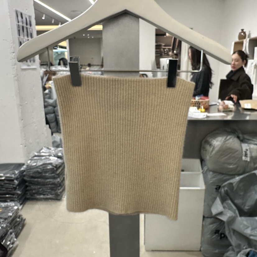 HELVETICA韓國直郵㊣女裝新品25秋冬熱賣推薦時尚圍巾披肩保暖HELVETICA圍巾/披肩