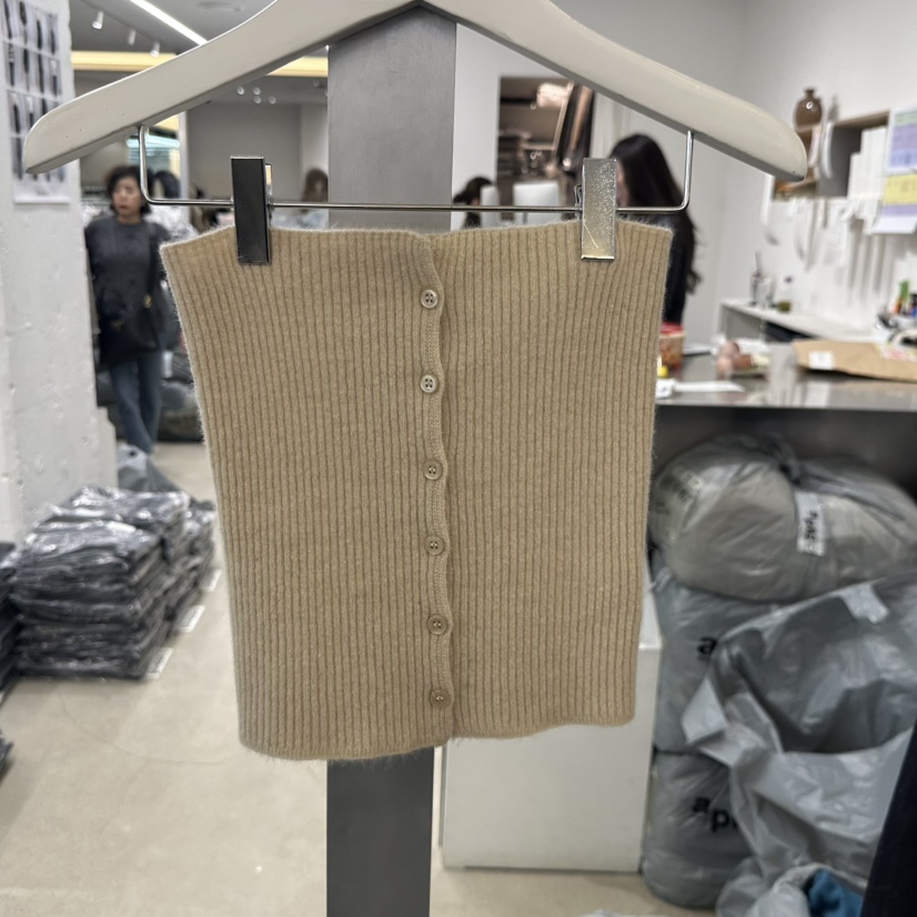 HELVETICA韓國直郵㊣女裝新品25秋冬熱賣推薦時尚圍巾披肩保暖HELVETICA圍巾/披肩圖色2