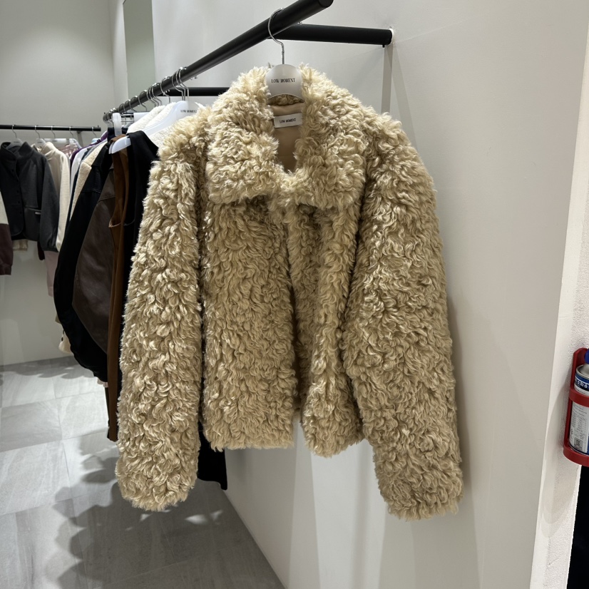 LOW MOMENT韓國代購㊣女士新款25秋冬職業時尚人氣推薦夾克LOW MOMENT夾克圖色2