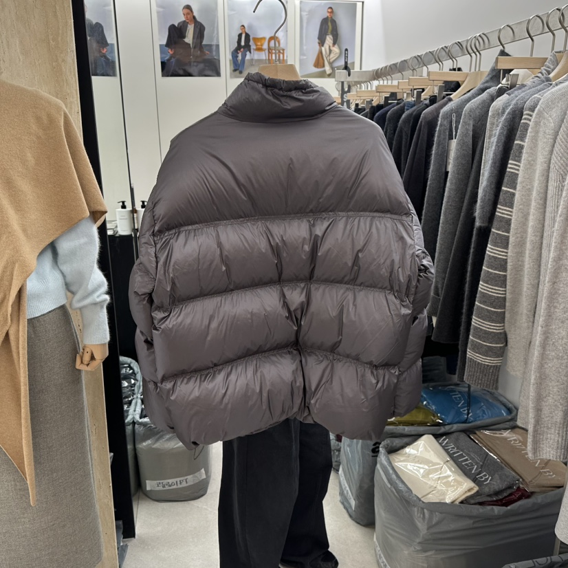 WRITTEN BY東大門㊣代購女裝新品推薦職業人氣真品短款羽絨服WRITTEN BY短款羽絨服