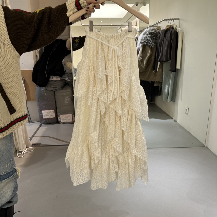 VAULT東大門㊣實拍女士新款推薦人氣熱賣職業25秋冬長裙蕾絲花VAULT長裙