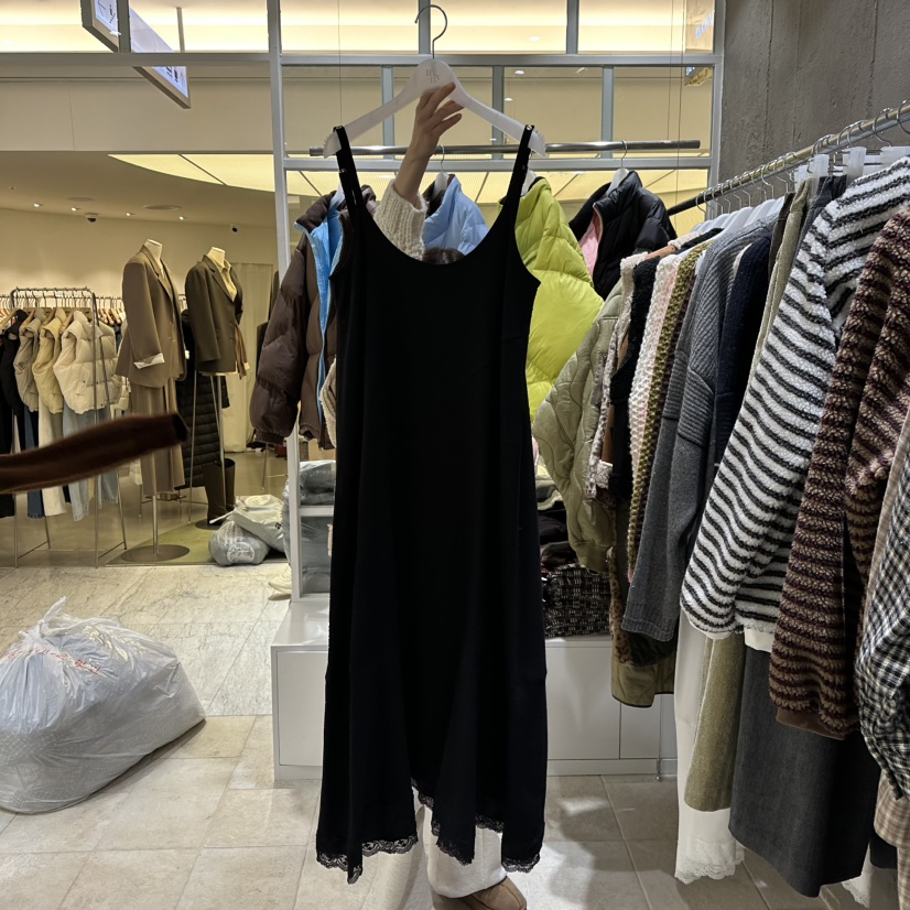 MIXXIN東大門㊣代購女裝新品休閑時尚真品推薦連衣裙緞面鏤空MIXXIN連衣裙圖色2