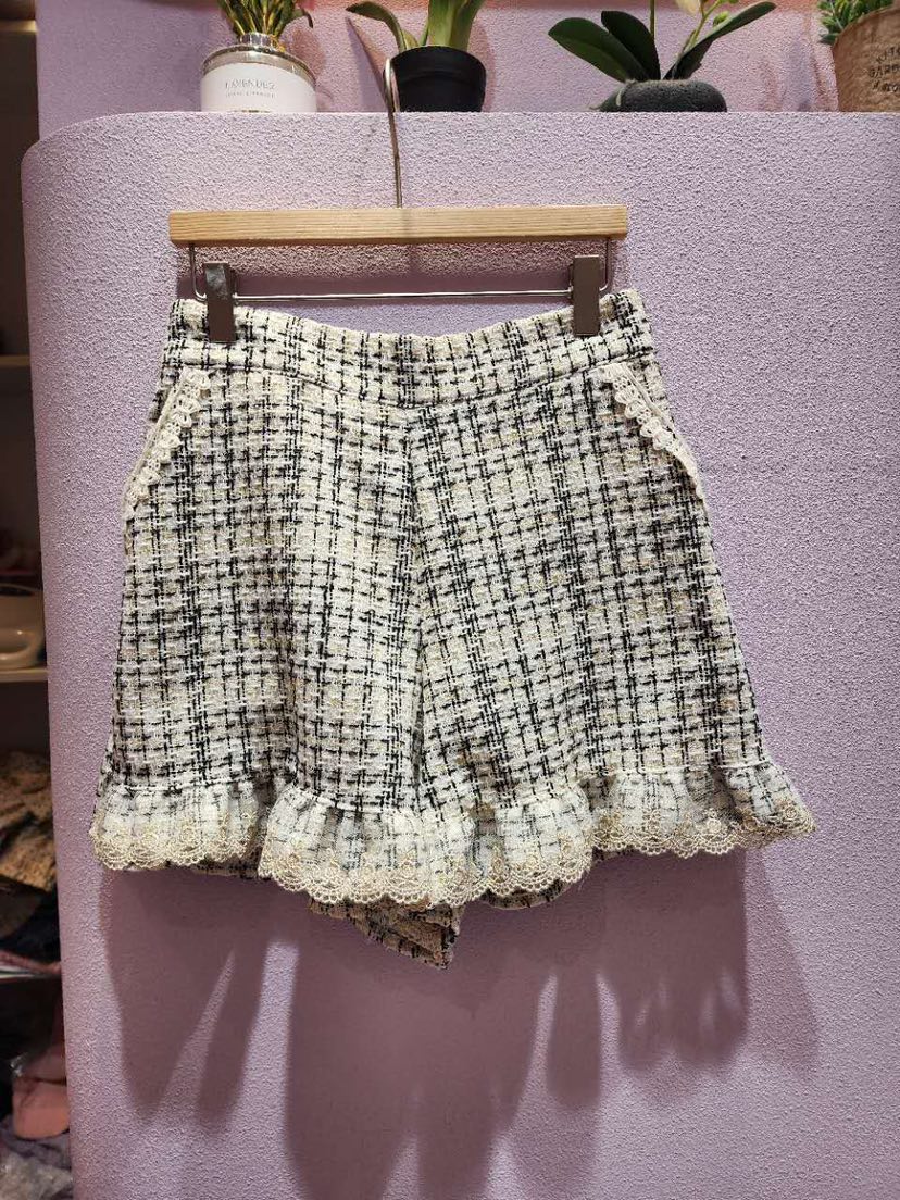 MS東大門㊣實拍女裝新款25秋冬休閑職業熱賣人氣真品短褲蕾絲MS短褲