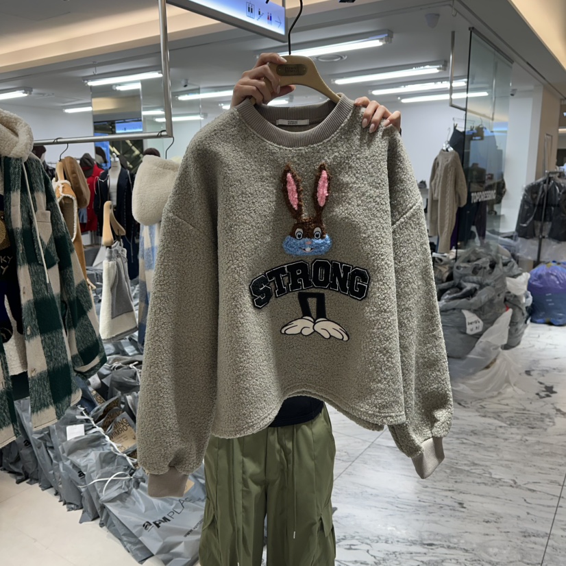 FORMING-P東大門㊣直郵女裝新品真品職業推薦時尚衛衣兔子FORMING-P衛衣圖色2