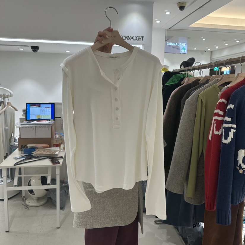 DAILYJUD東大門㊣代購女裝新品真品人氣熱賣推薦25秋冬長袖T恤CONNAUGHT長袖T恤