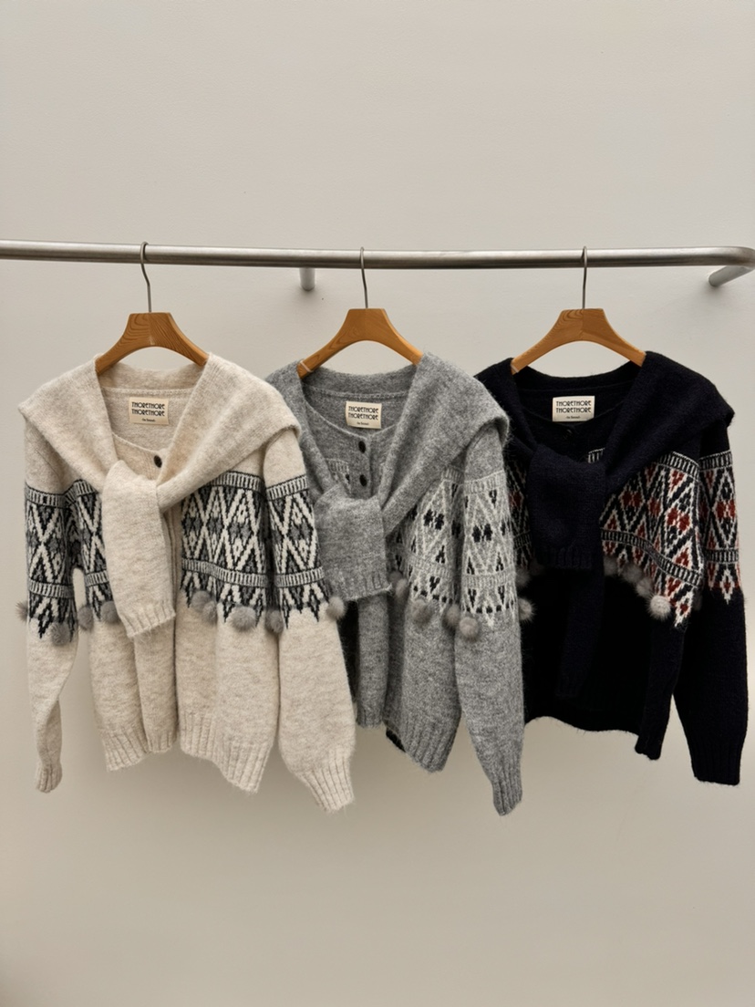 THORE東大門㊣直郵女裝新款時尚熱賣毛衣含圍巾保暖套裝貂皮THORE毛衣