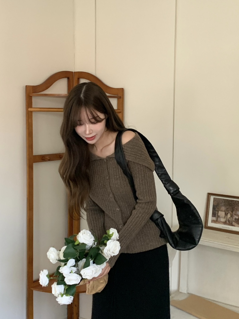 LEGACY韓國直郵㊣女士新款職業推薦休閑熱賣人氣針織衫露肩LEGACY針織衫