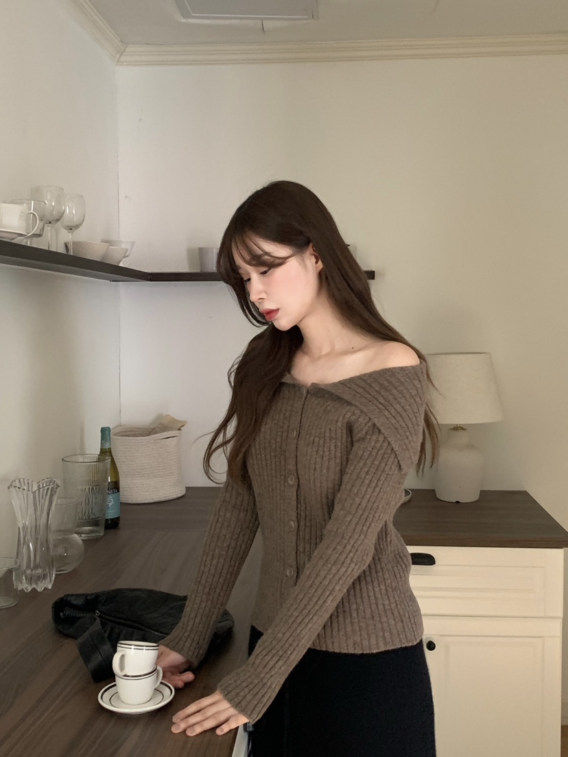 LEGACY韓國直郵㊣女士新款職業推薦休閑熱賣人氣針織衫露肩LEGACY針織衫