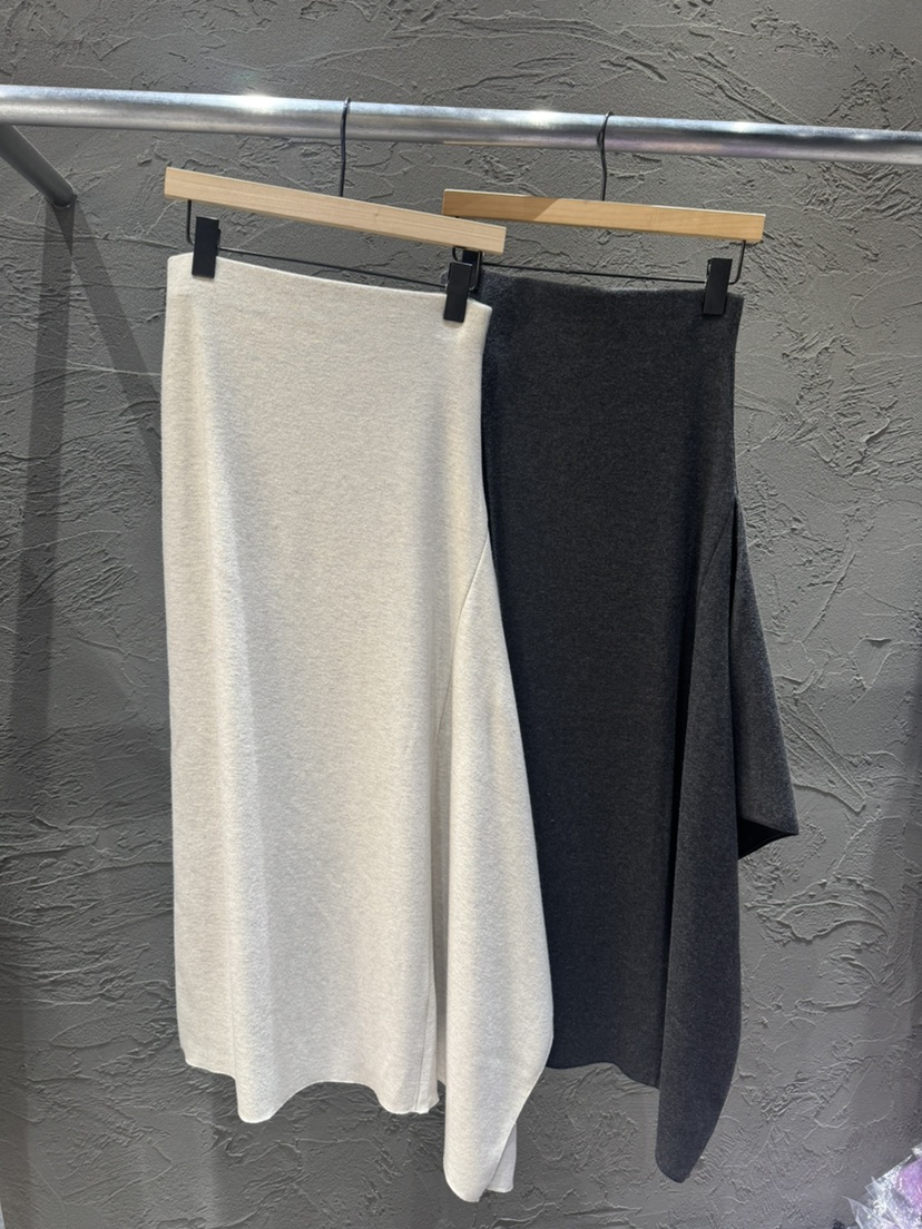 BLACK RIBBON-A韓國代購㊣女裝新品時尚休閑25秋冬長裙安哥拉BLACK RIBBON-A長裙