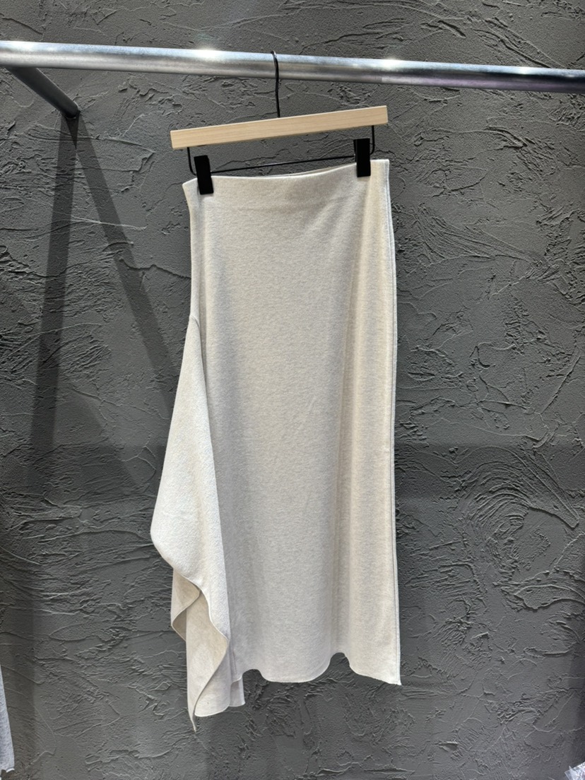 BLACK RIBBON-A韓國代購㊣女裝新品時尚休閑25秋冬長裙安哥拉BLACK RIBBON-A長裙