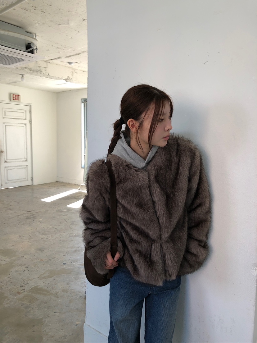 UNBOUND韓國直郵㊣女裝新款人氣職業25秋冬時尚短款大衣貂皮UNBOUND短款大衣