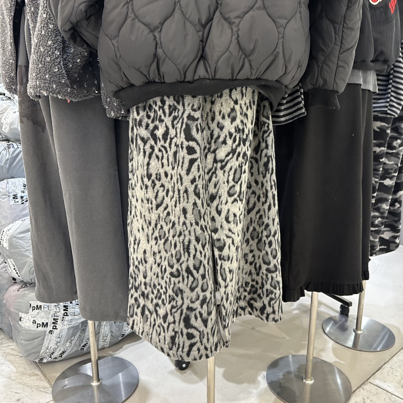 CREDITO韓國代購㊣女士新款真品時尚推薦職業人氣熱賣休閑長裙CREDITO長裙圖色2