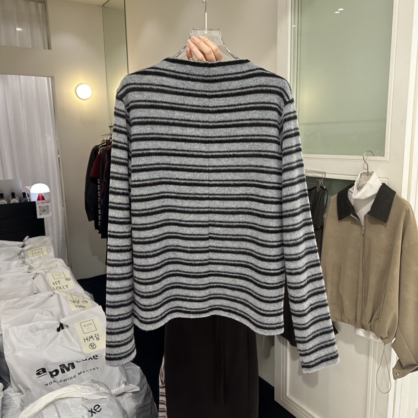 BLISS東大門㊣直郵女裝新品時尚職業25秋冬熱賣推薦長袖T恤BLISS長袖T恤圖色2