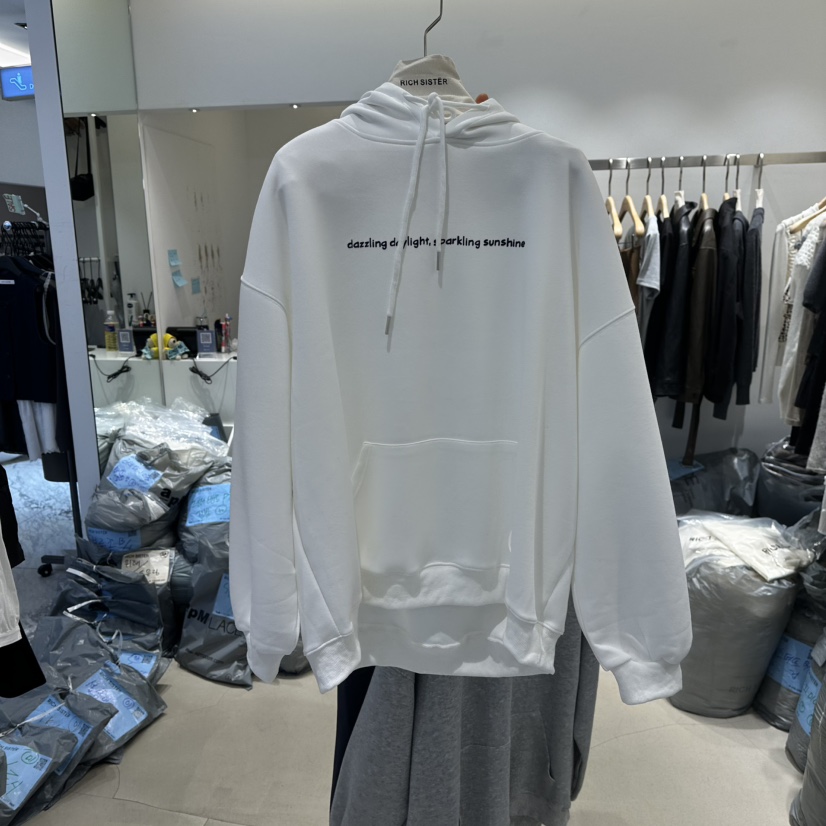 RICH SISTER東大門㊣實拍女裝新款時尚人氣職業衛衣連帽衫RICH SISTER衛衣