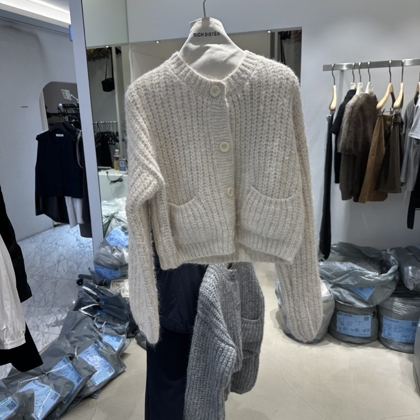 RICH SISTER東大門㊣實拍女士新款時尚人氣推薦職業毛衣口袋RICH SISTER毛衣