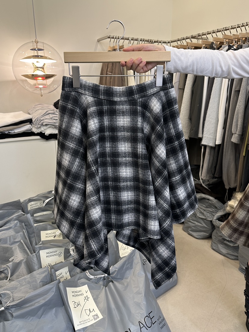 MONDAYMORING東大門㊣代購女士新品25秋冬半身裙中短裙羊毛MONDAYMORING半身裙/中短裙圖色2