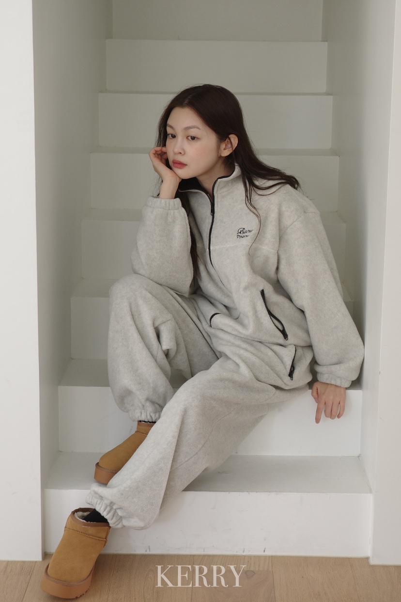 KERRY東大門㊣代購女士新款時尚人氣職業熱賣休閑推薦衛衣拉鏈KERRY衛衣