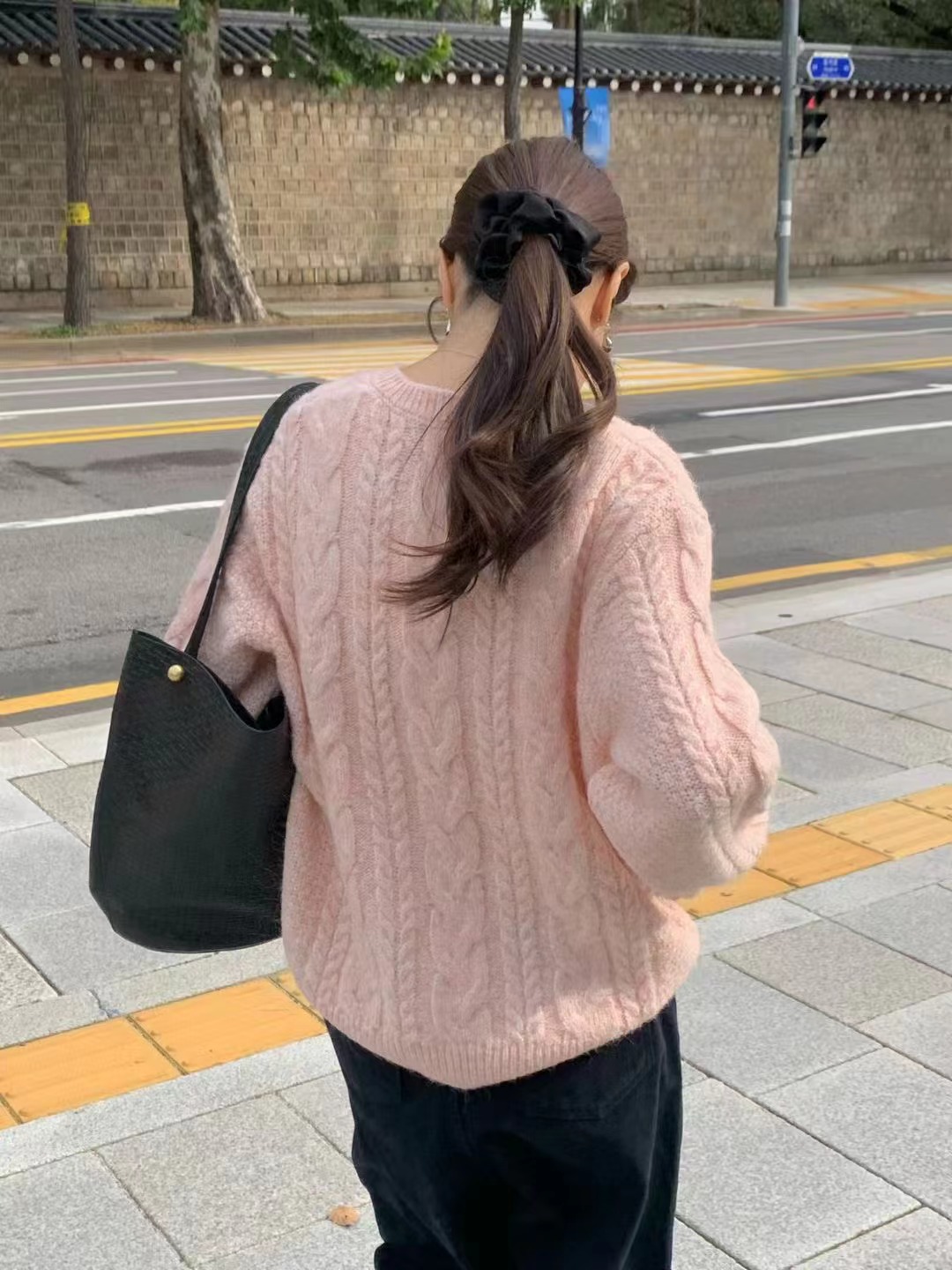 SIGNATURE韓國直郵㊣女士新品熱賣真品推薦時尚針織衫不含內搭SIGNATURE針織衫