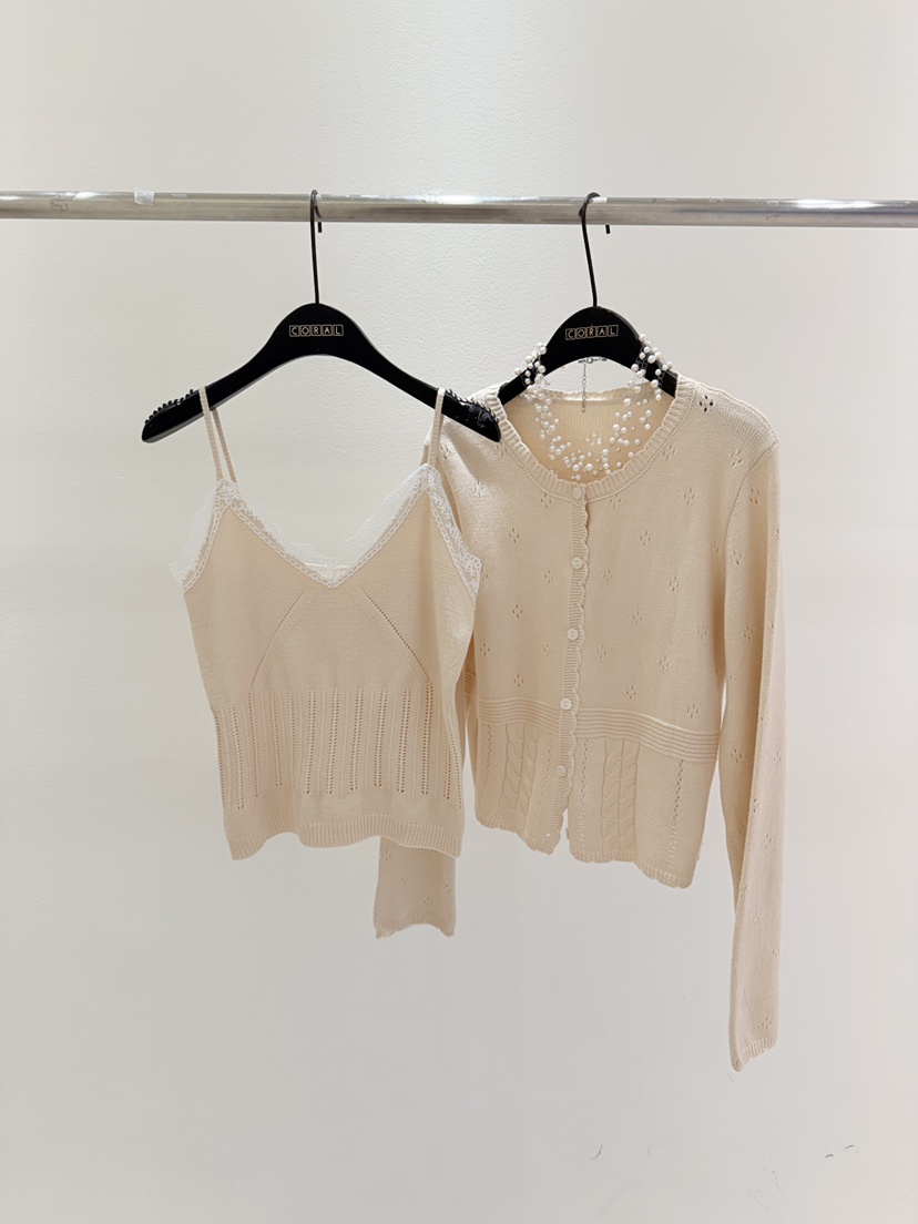 CORAL韓國代購㊣女裝新款人氣休閑職業真品推薦套裝花朵套裝CORAL套裝