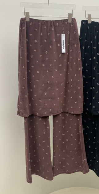 SEOLO韓國直郵㊣女士新品推薦熱賣人氣時尚真品裙褲天鵝絨披肩Seolo seoul裙褲圖色2