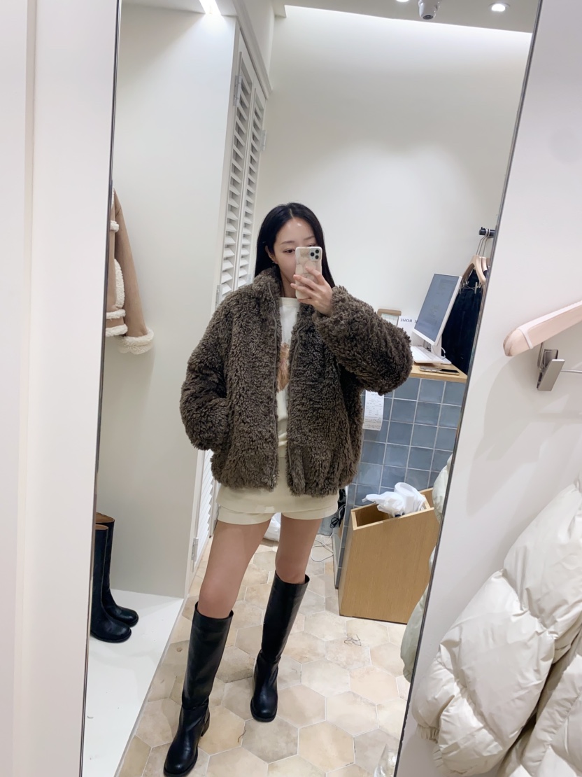 LOVE ROSIE韓國代購㊣女士新品25秋冬真品休閑短款大衣皮草LOVE ROSIE短款大衣