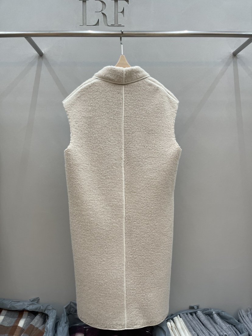 PLUS HONG-P東大門㊣實拍女裝新款人氣真品中長款大衣馬海毛LORA FAMILY/PLUS HONG中長款大衣