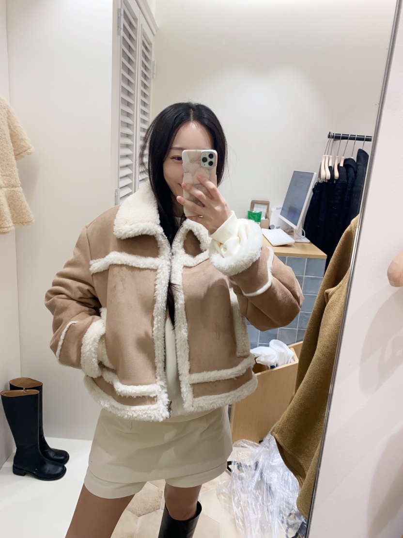 LOVE ROSIE韓國代購㊣女裝新品熱賣推薦25秋冬時尚短款大衣LOVE ROSIE短款大衣