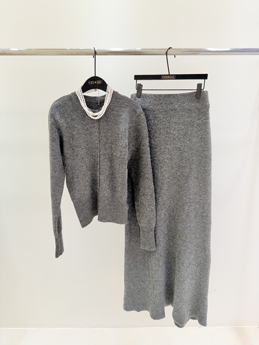 CORAL東大門㊣實拍女裝新品25秋冬真品推薦休閑套裝不含配飾CORAL套裝圖色3