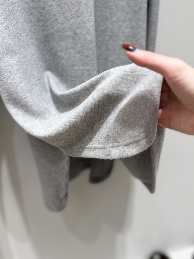 MELTED-P東大門㊣直郵女士新款25秋冬休閑推薦時尚長袖T恤MELTED-P長袖T恤