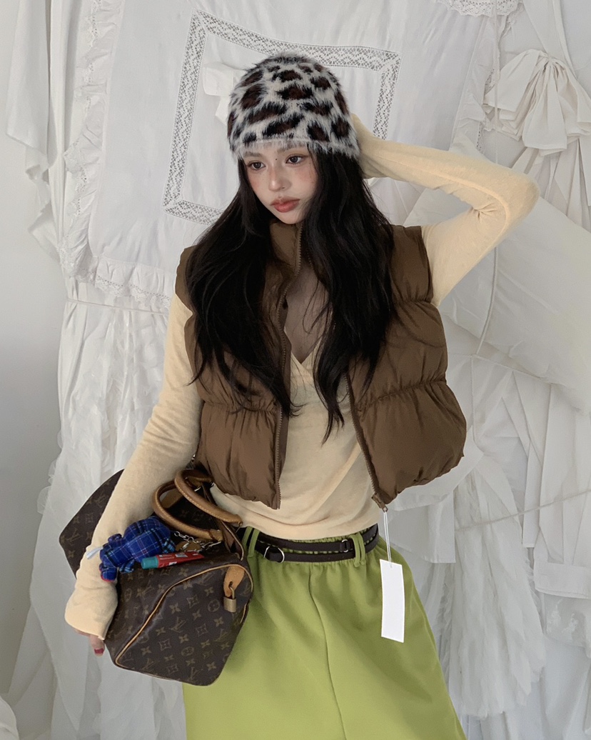 LIVE AID-P韓國直郵㊣女裝新款熱賣真品人氣推薦時尚長袖T恤LIVE AID-P長袖T恤