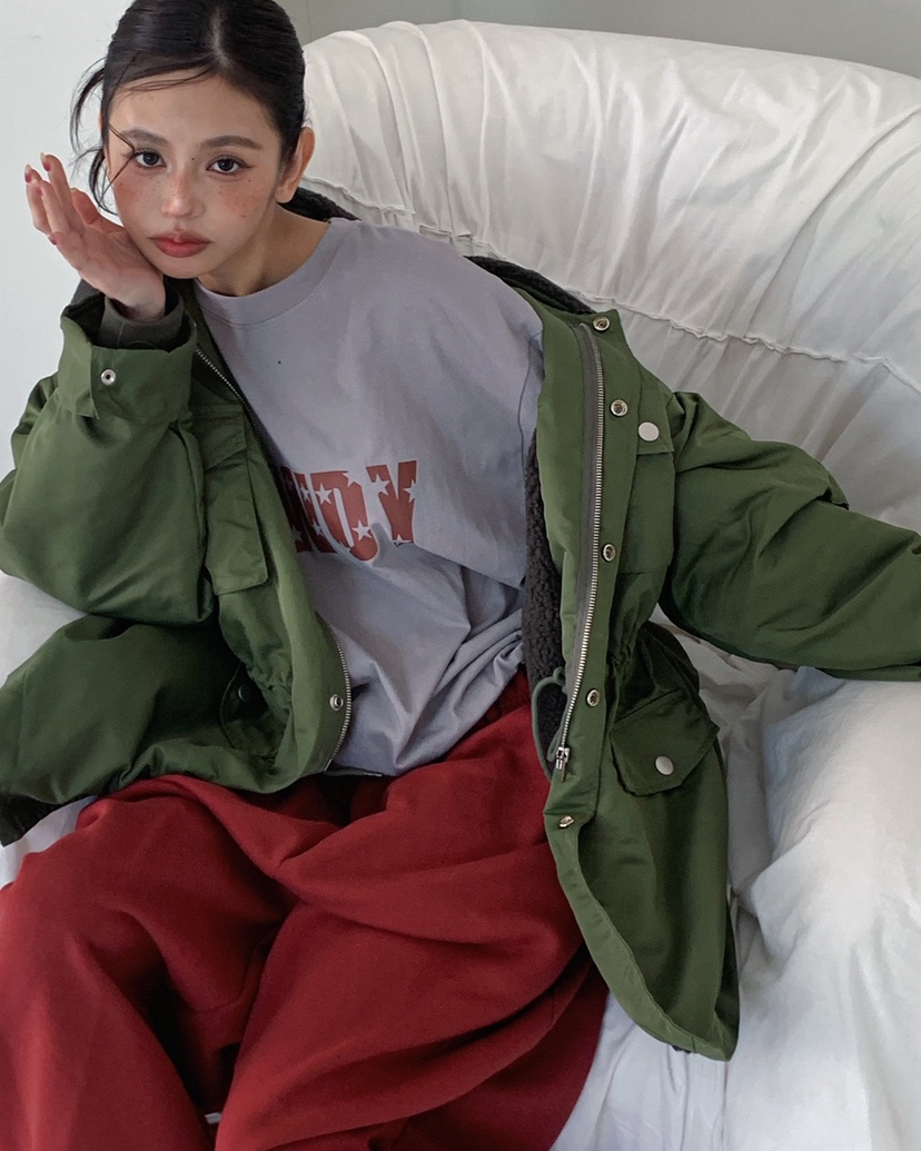 LIVE AID-P東大門㊣實拍女裝新品職業真品熱賣時尚25秋冬T恤LIVE AID-PT恤