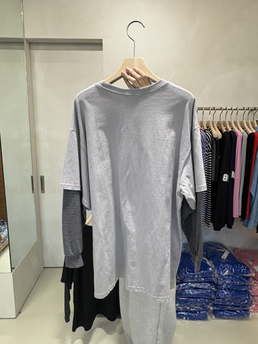 LIVE AID-P東大門㊣實拍女裝新品職業真品熱賣時尚25秋冬T恤LIVE AID-PT恤