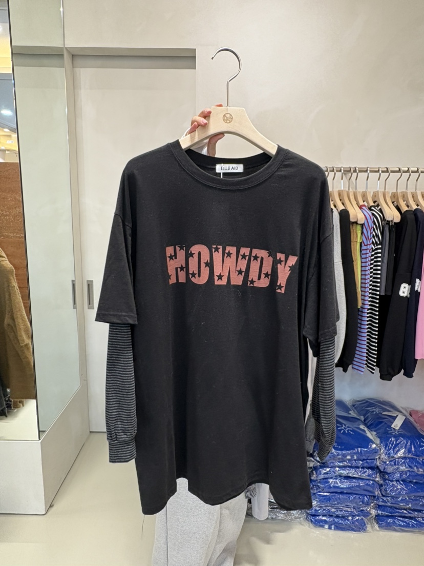 LIVE AID-P東大門㊣實拍女裝新品職業真品熱賣時尚25秋冬T恤LIVE AID-PT恤圖色2