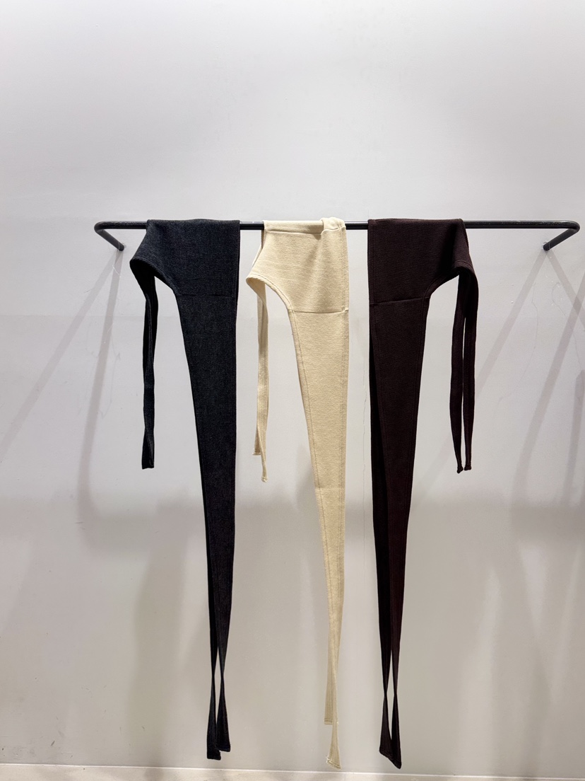 MELTED-P韓國代購㊣女裝新品時尚人氣25秋冬熱賣休閑吊帶背心MELTED-P吊帶/背心