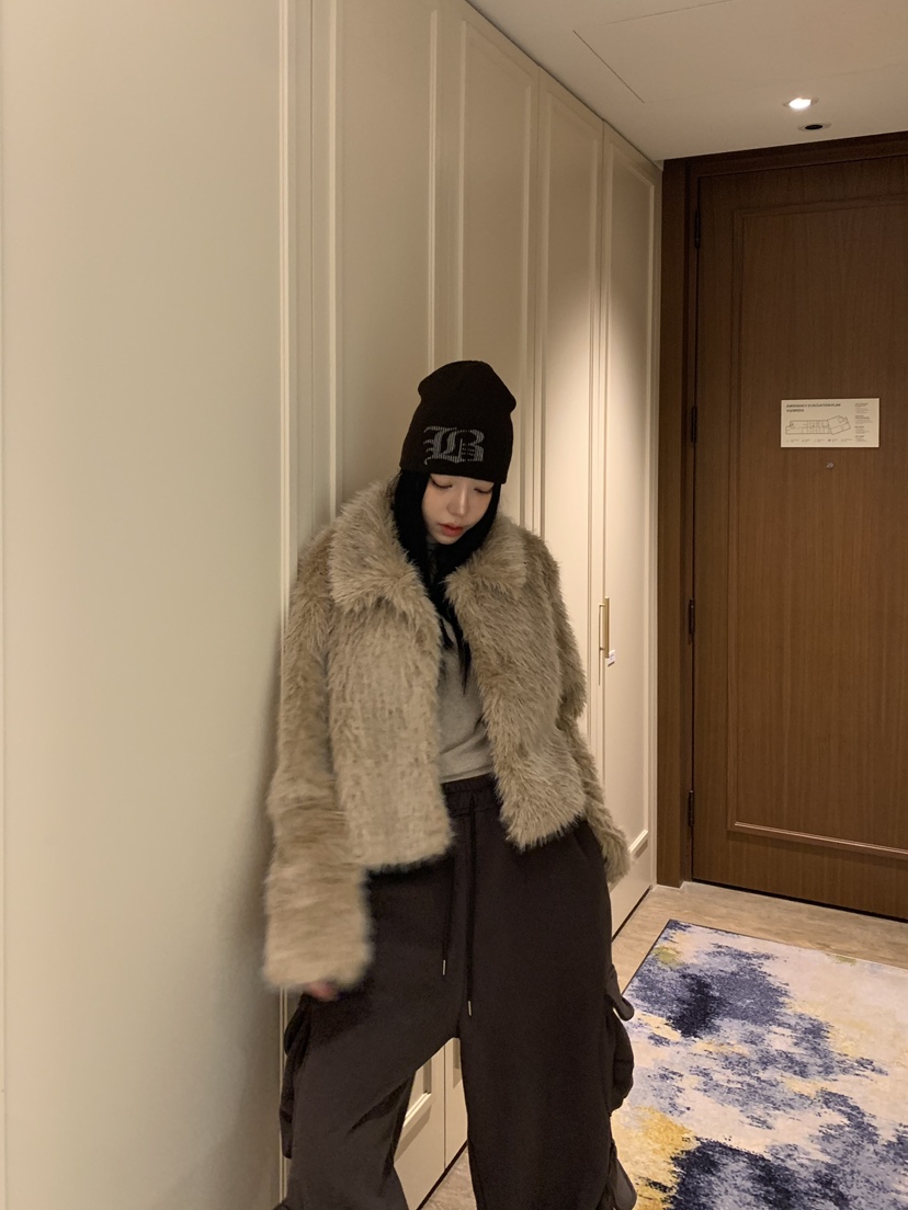 BADCALM韓國直郵㊣女士新款25秋冬時尚真品推薦職業短款大衣BADCALM短款大衣