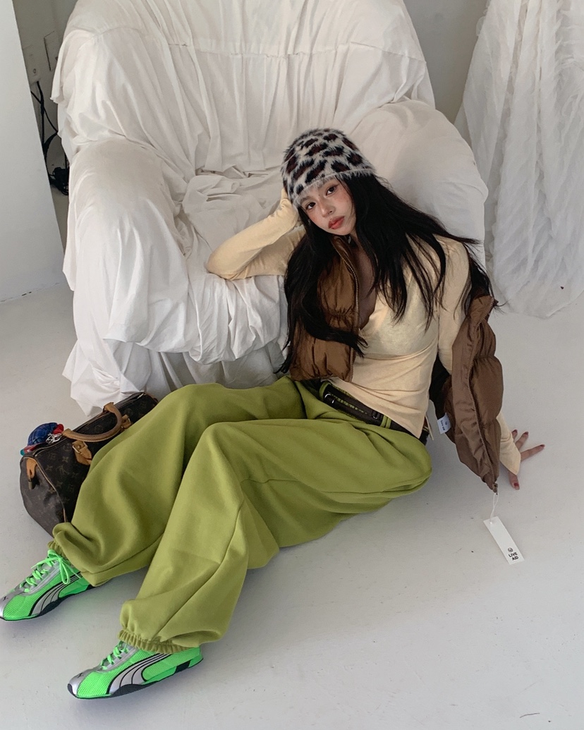 LIVE AID-P東大門㊣實拍女裝新品時尚人氣推薦25秋冬休閑褲LIVE AID-P休閑褲